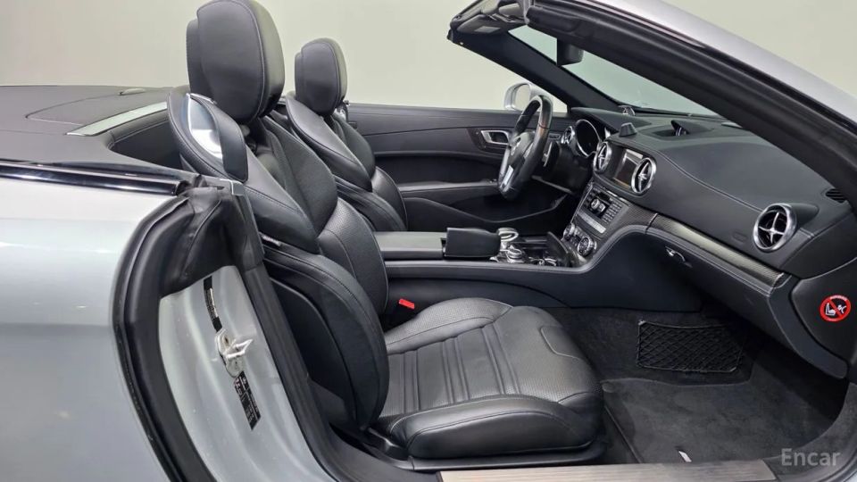 Mercedes-Benz SL-Class