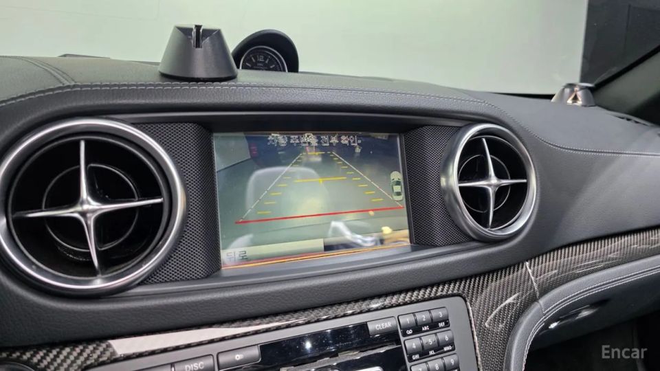 Mercedes-Benz SL-Class