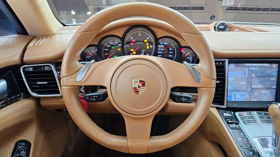 Porsche Panamera