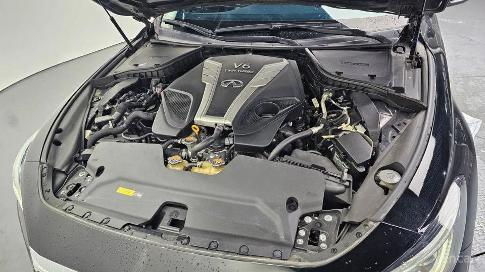 Infiniti Q60