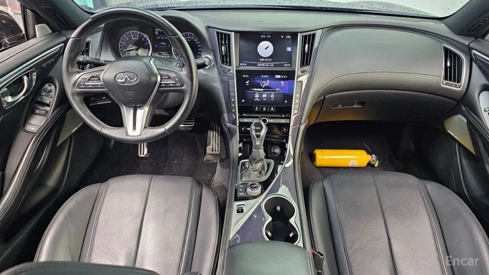 Infiniti Q60