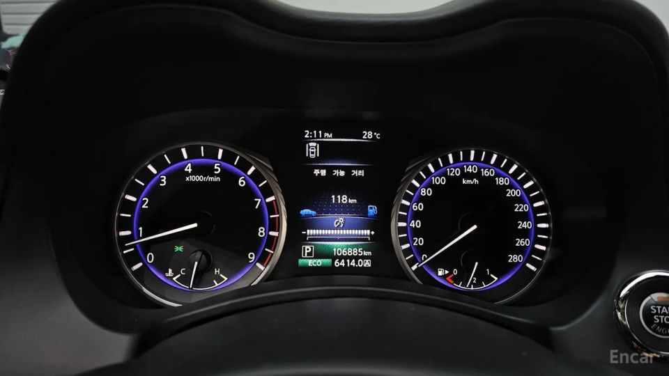 Infiniti Q60