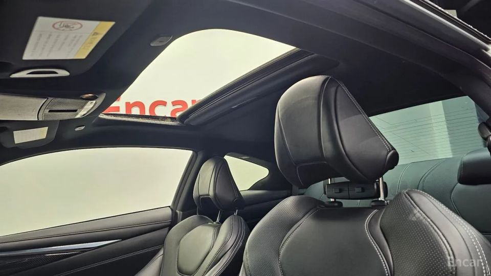 Infiniti Q60