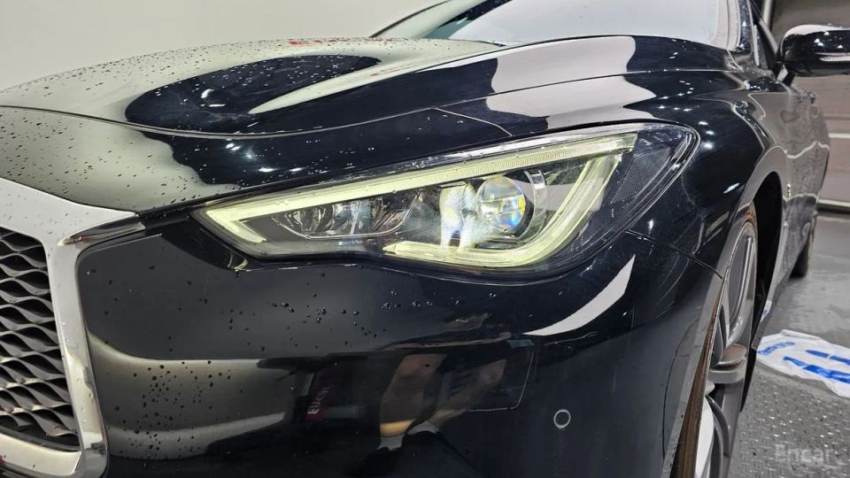 Infiniti Q60