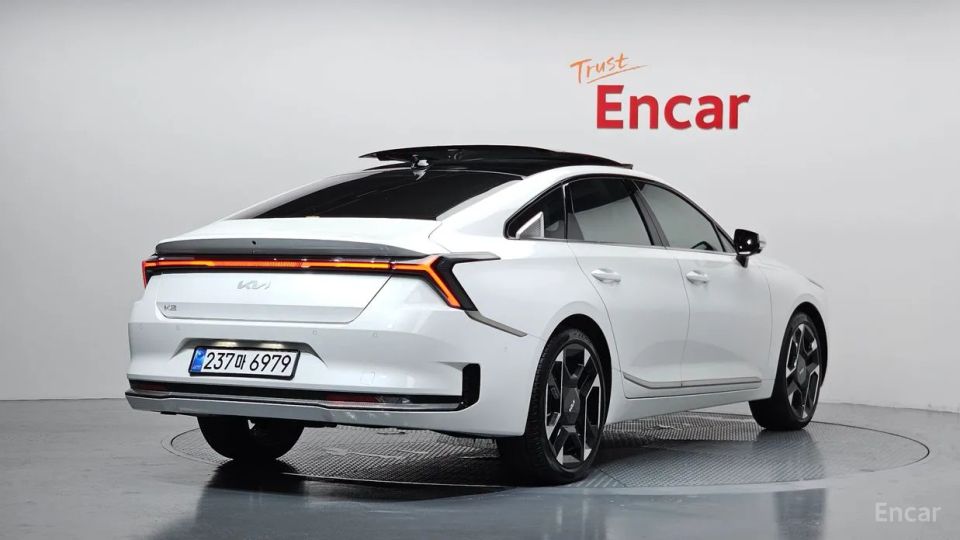 Kia K8