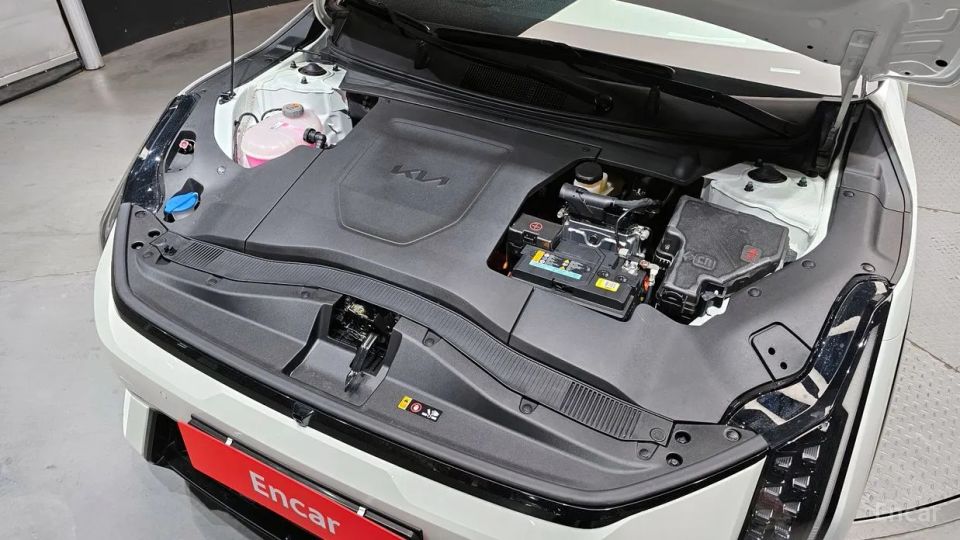 Kia EV4