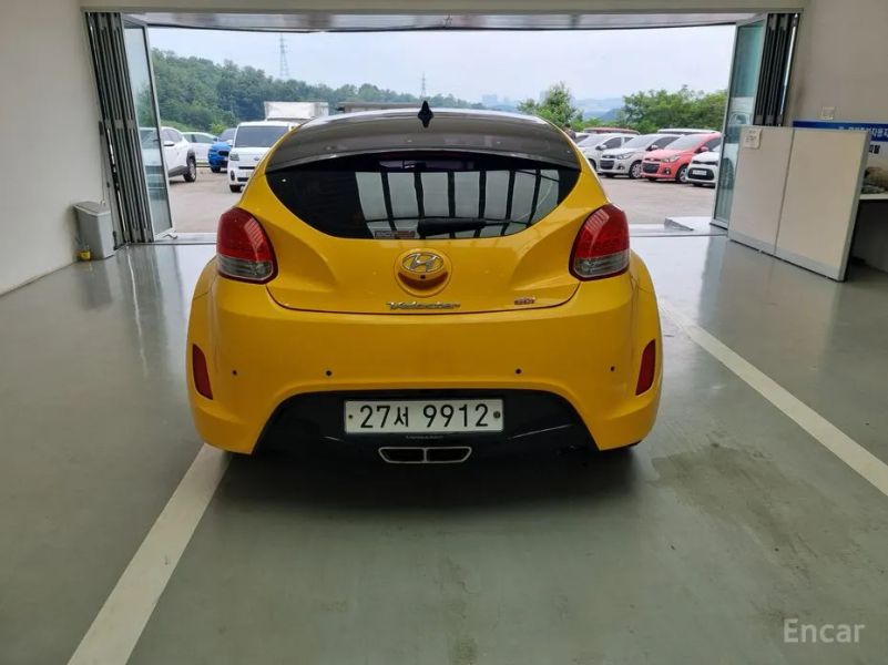 Hyundai Veloster