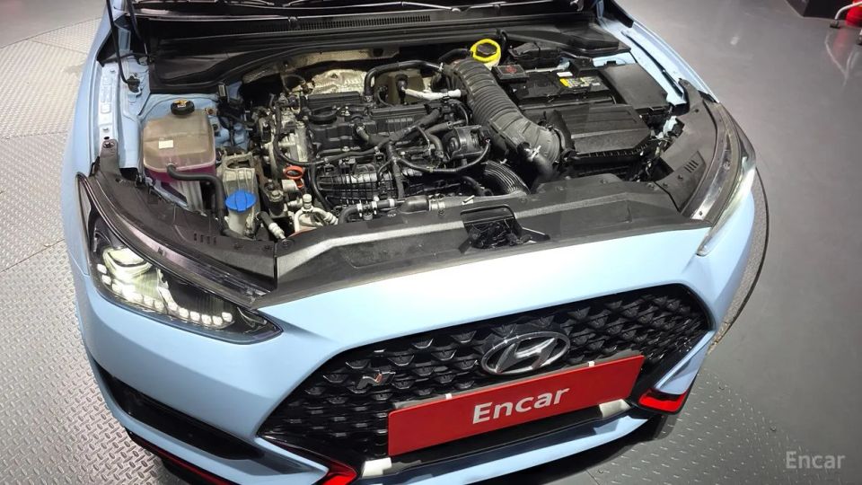 Hyundai Veloster