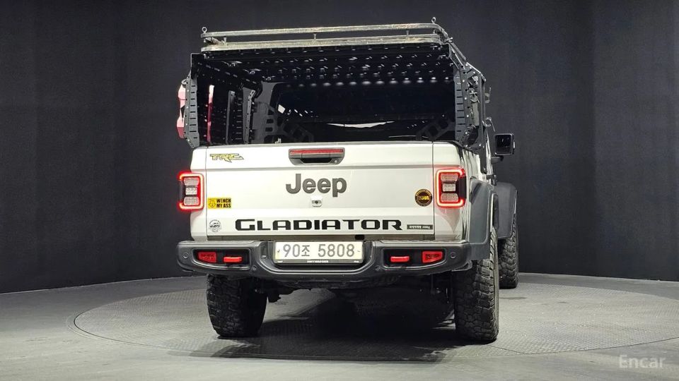 Jeep gladiator