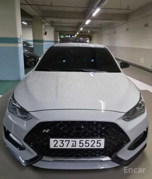 Hyundai Veloster