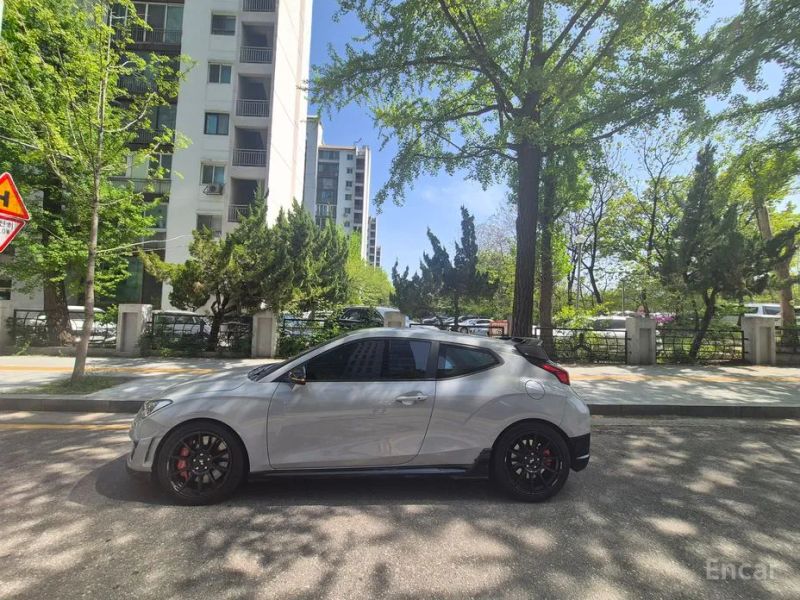 Hyundai Veloster