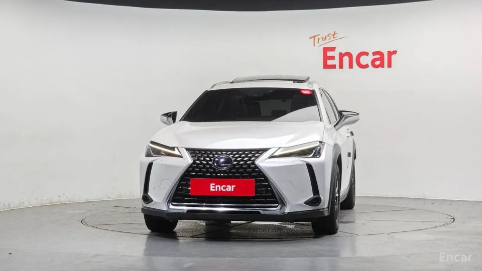 Lexus UX