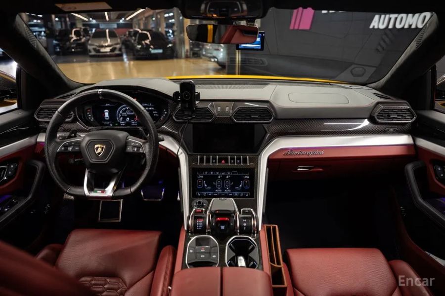 Lamborghini urus