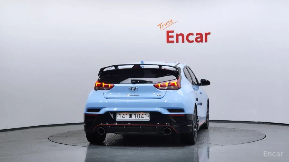 Hyundai Veloster