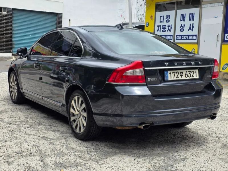 Volvo S80