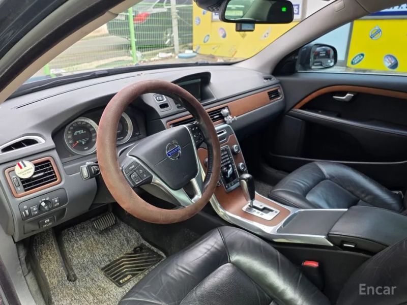 Volvo S80