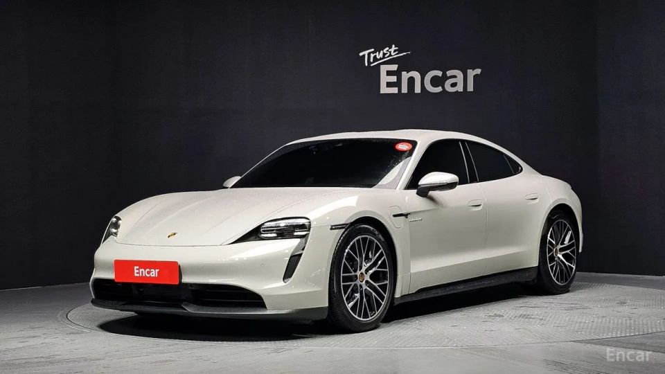 Porsche Taycan