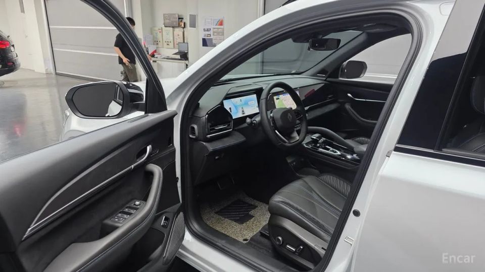Renault-KoreaSamsung Grand Koleos