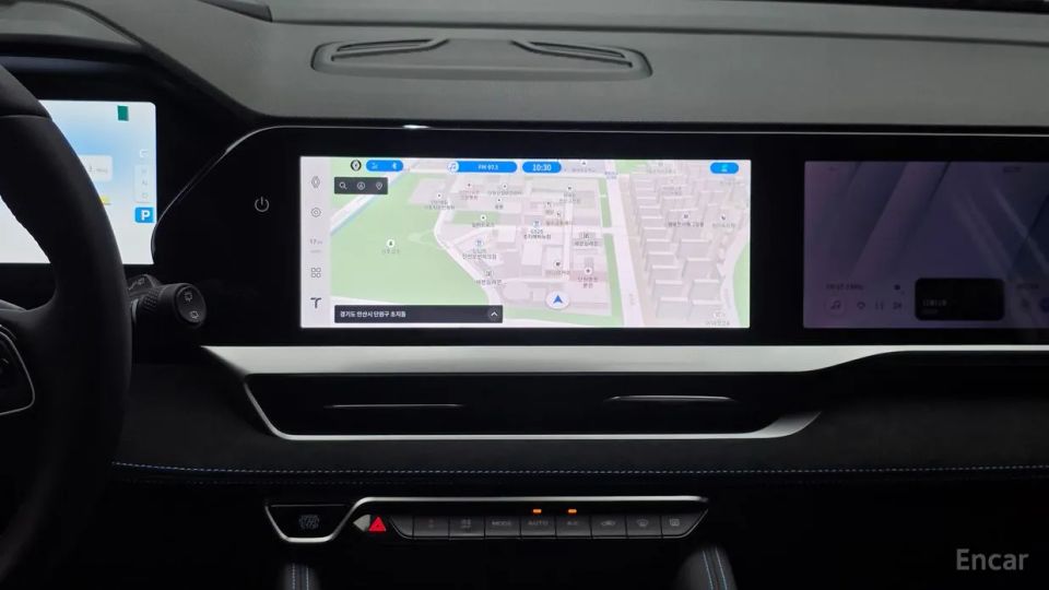 Renault-KoreaSamsung Grand Koleos