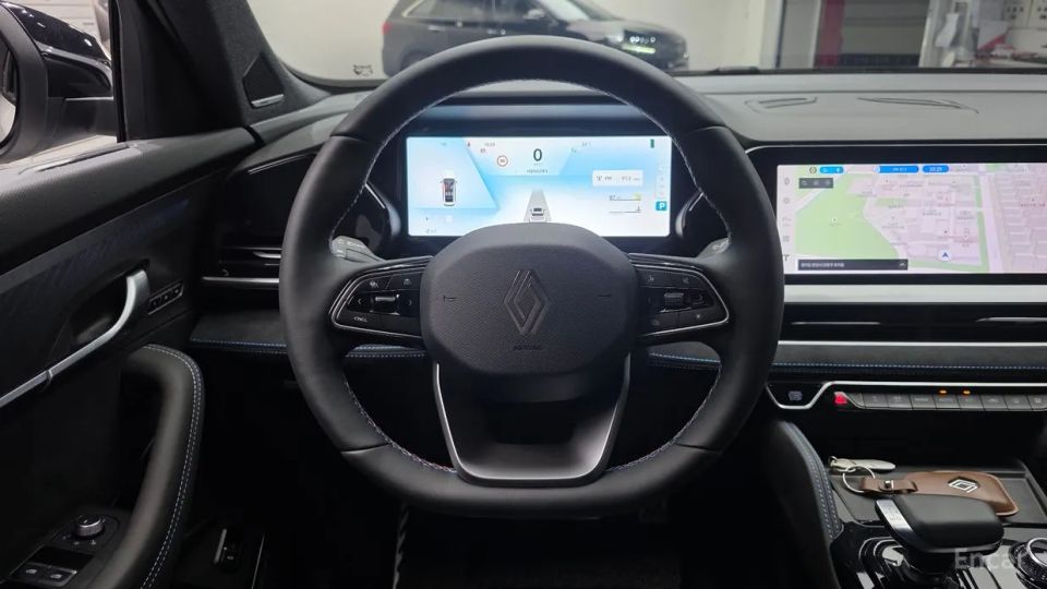 Renault-KoreaSamsung Grand Koleos