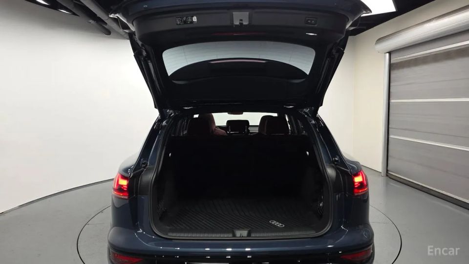 Audi SQ6 e-tron