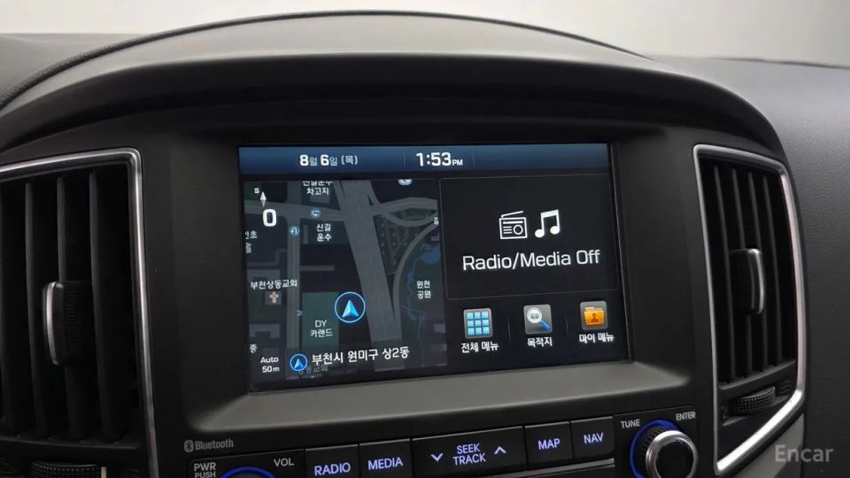 Hyundai Starex