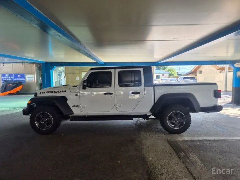Jeep gladiator