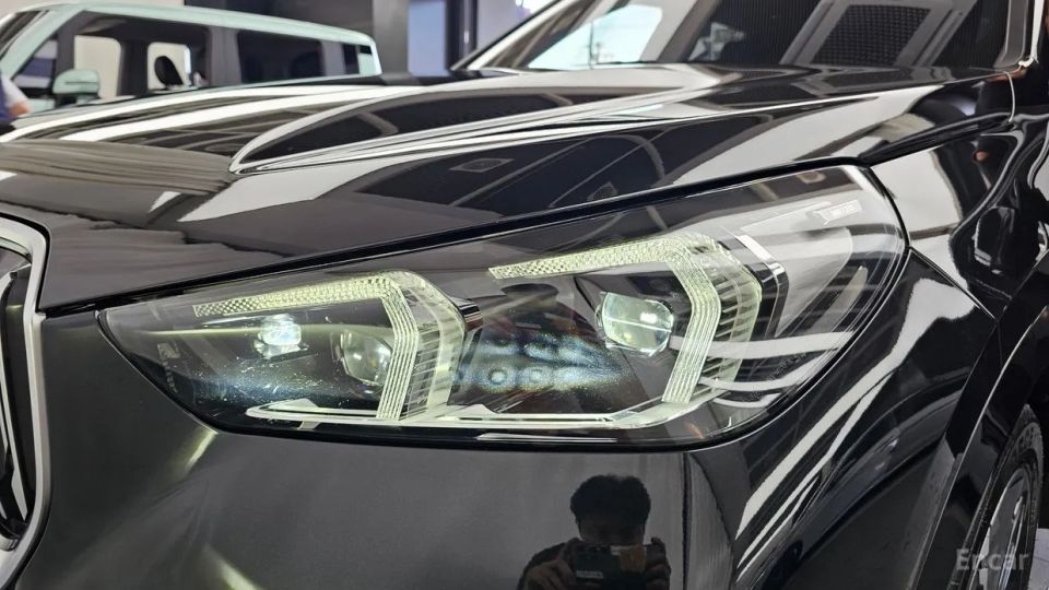 BMW ix1