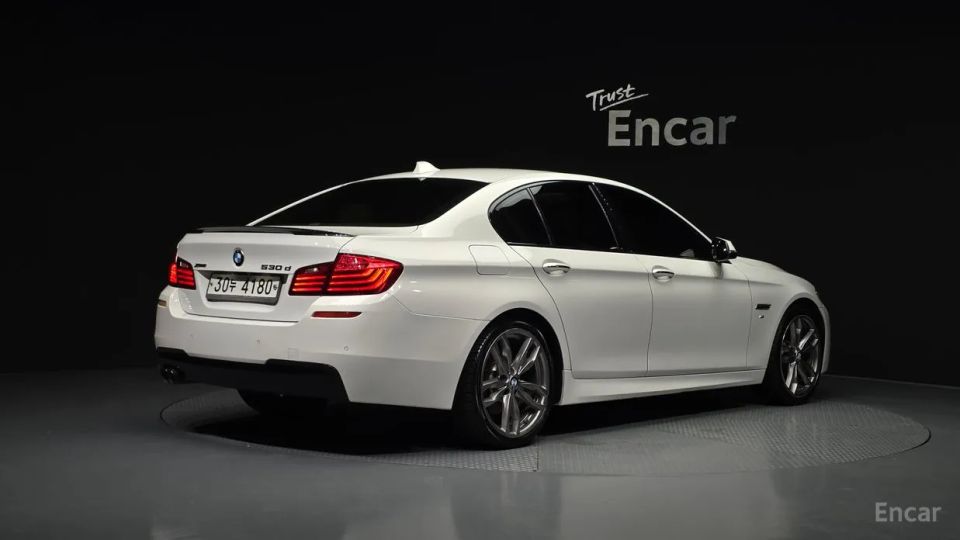 BMW 5-series