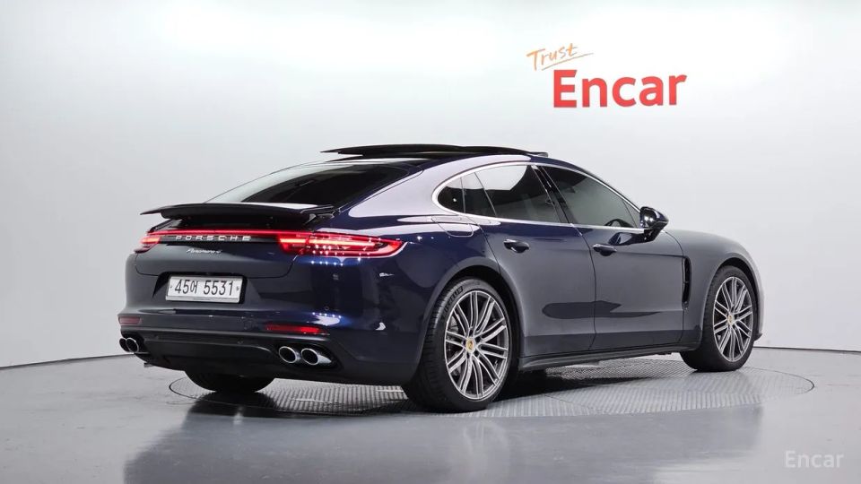 Porsche Panamera