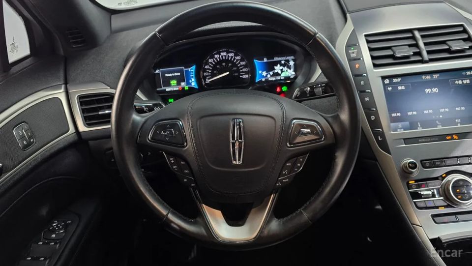 Lincoln MKZ