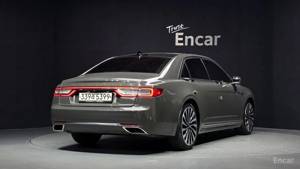 Lincoln Continental