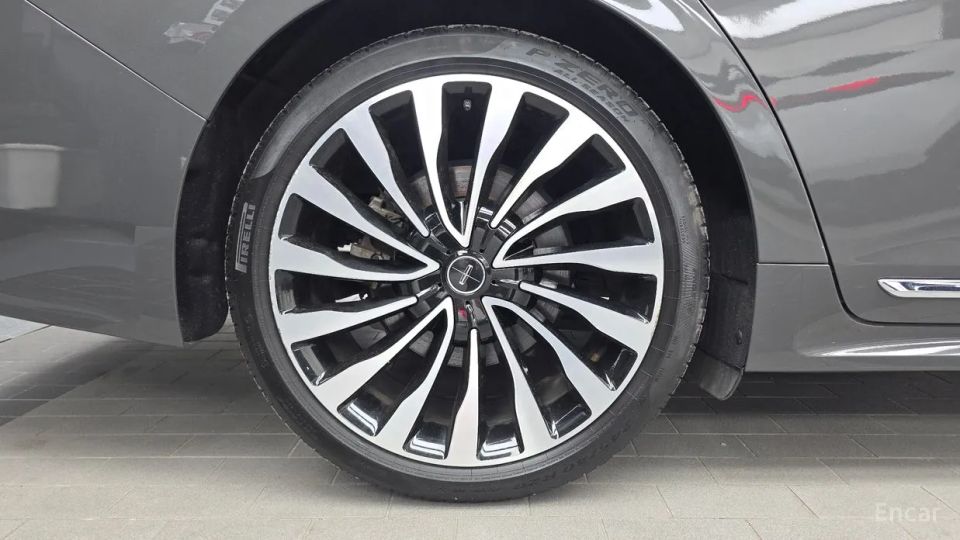 Lincoln Continental