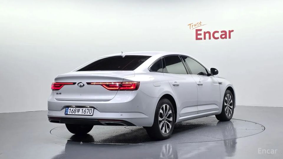 Renault-KoreaSamsung SM6