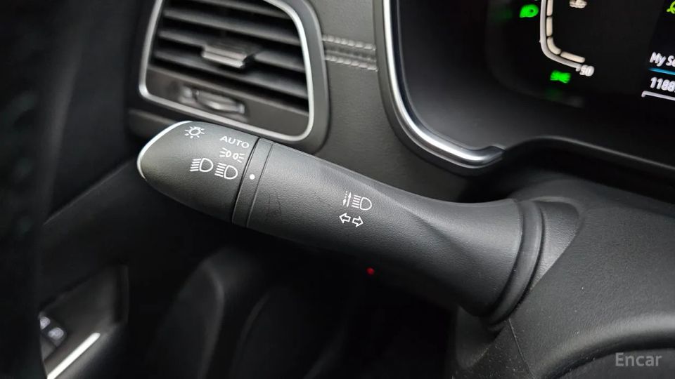 Renault-KoreaSamsung SM6
