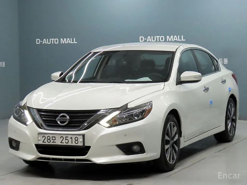 Nissan altima