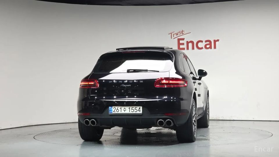 Porsche Macan