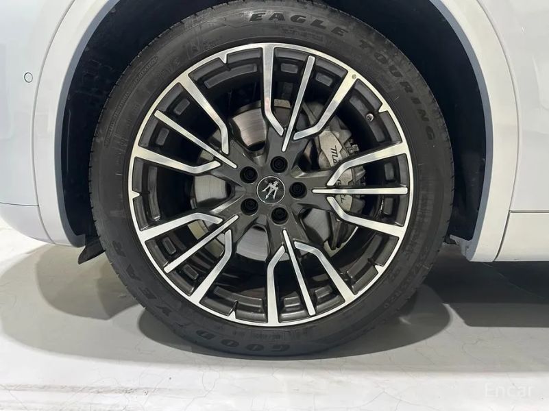 Maserati Grecale