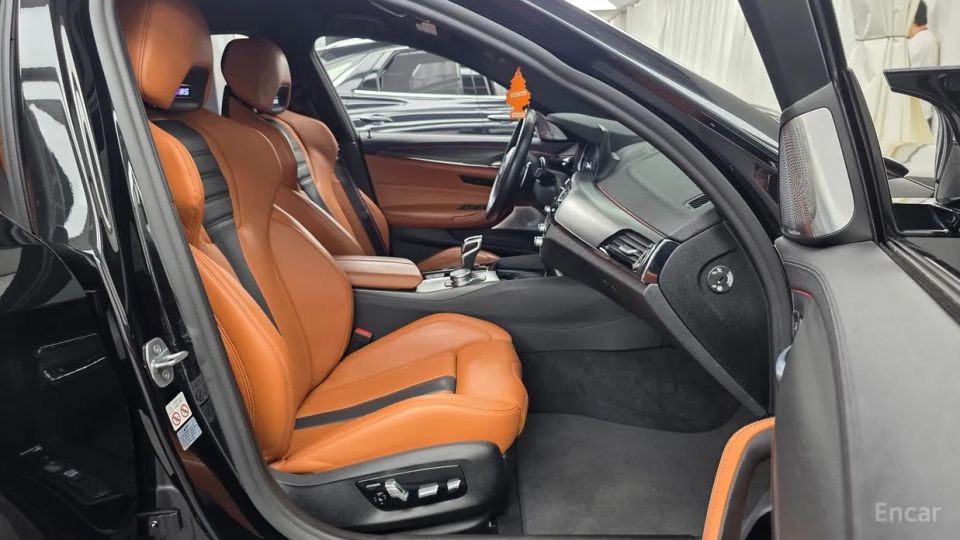 BMW M5