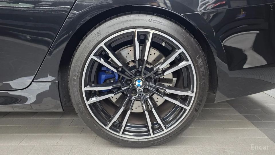 BMW M5