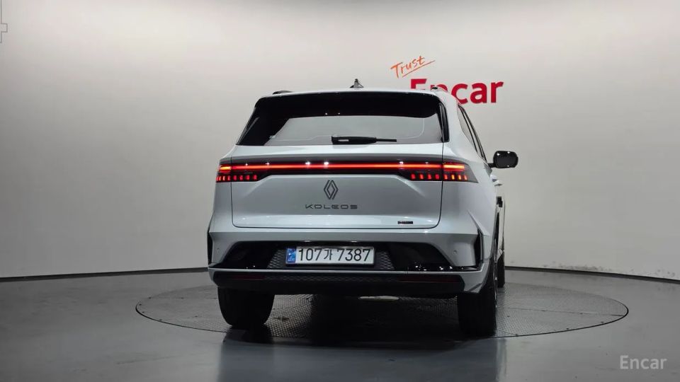 Renault-KoreaSamsung Grand Koleos