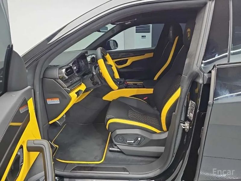 Lamborghini urus