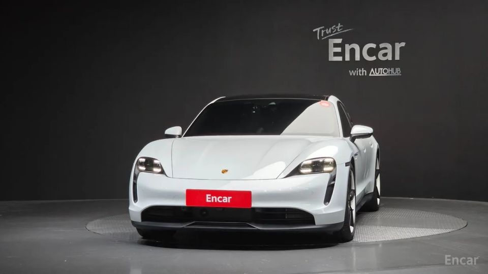 Porsche Taycan