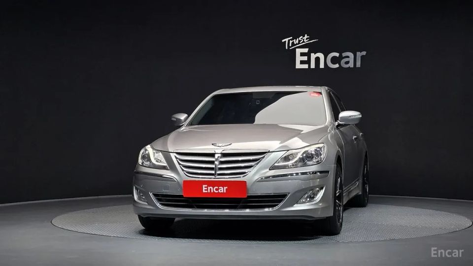 Hyundai Genesis