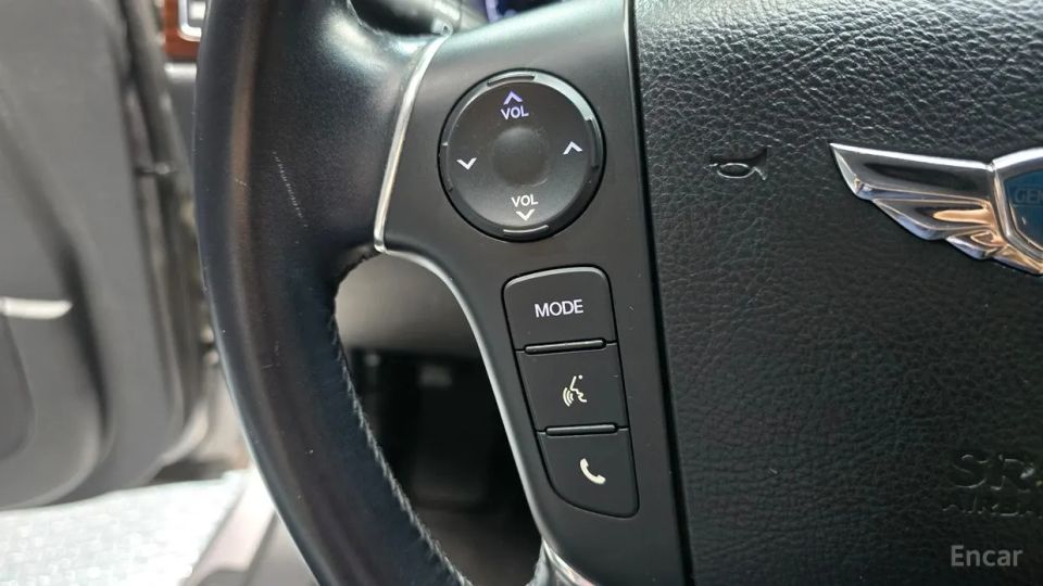 Hyundai Genesis