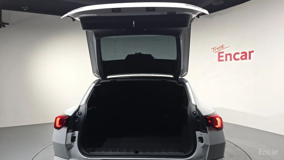 BMW IX2