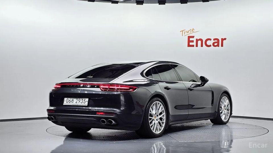 Porsche Panamera