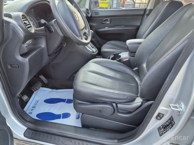 Kia Carens
