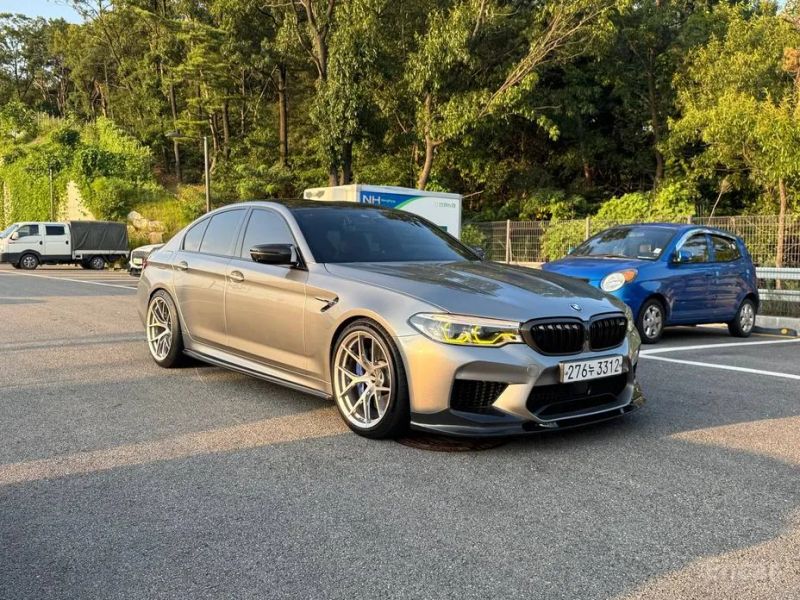 BMW M5