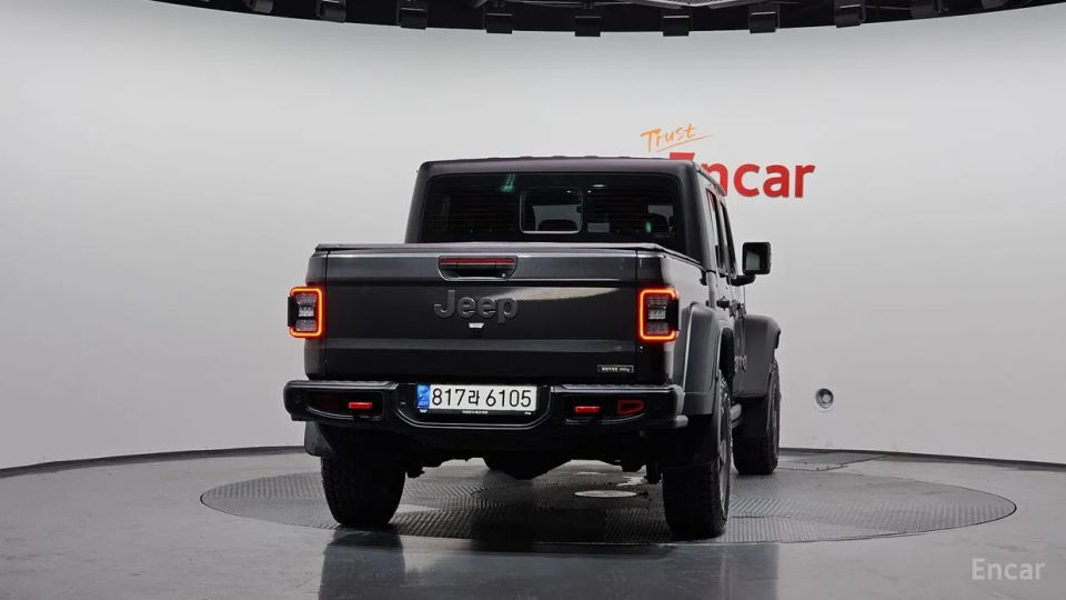 Jeep gladiator